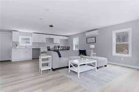Living - 61 Everson Dr, Glocester, RI 02814 photo 3 of 3