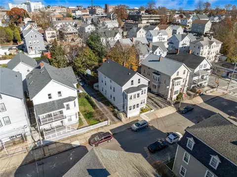 610 Walnut St, Fall River, MA 02720