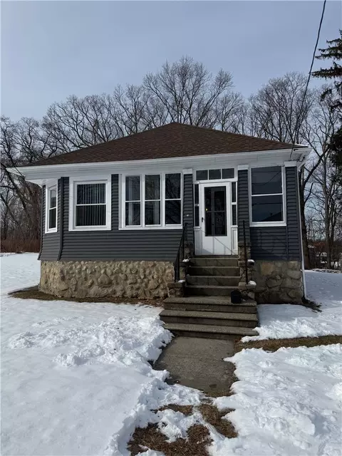 18 Hobson Ave, North Providence, RI 02911