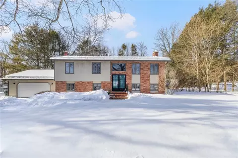 18 Orchard Ave, Greenville, RI 02828