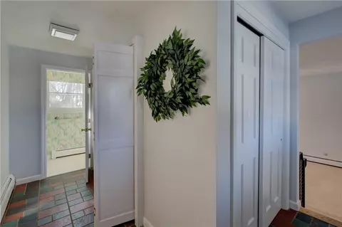 6 Contour Rd, Warwick, RI 02886 photo 16