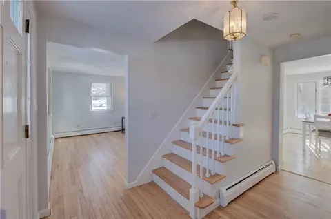 6 Contour Rd, Warwick, RI 02886 photo 19