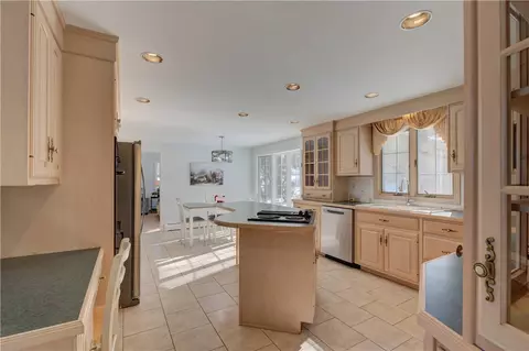 6 Contour Rd, Warwick, RI 02886 photo 13