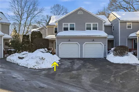 154 Bear Hill Rd #401, Cumberland, RI 02864