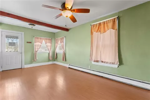 147 Warwick St, Woonsocket, RI 02895 photo 7