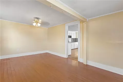 147 Warwick St, Woonsocket, RI 02895 photo 21