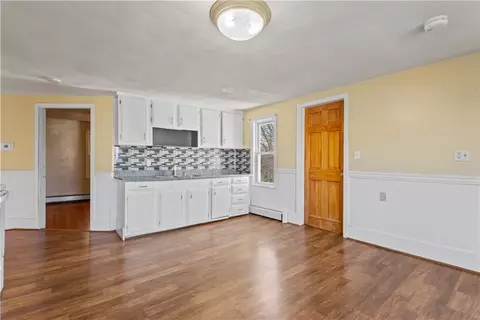 147 Warwick St, Woonsocket, RI 02895 photo 18
