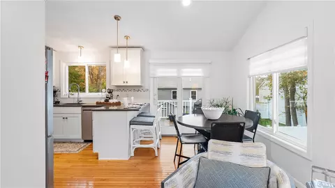 27 Great Oak Dr, Warwick, RI 02886 photo 10