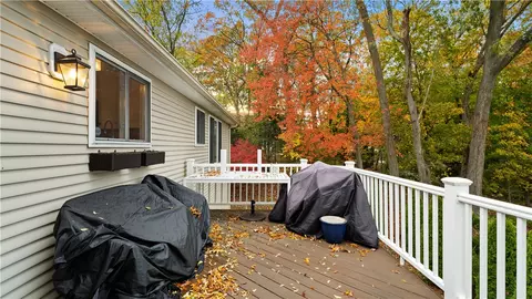 27 Great Oak Dr, Warwick, RI 02886 photo 30
