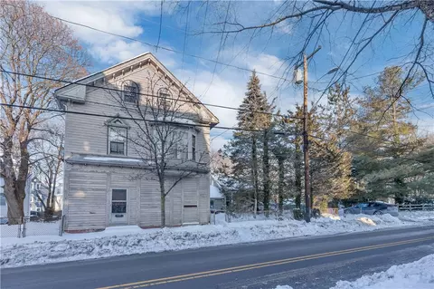 873 Douglas Ave, Providence, RI 02908