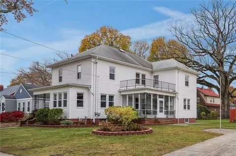 84 Enfield Ave, Providence, RI 02908