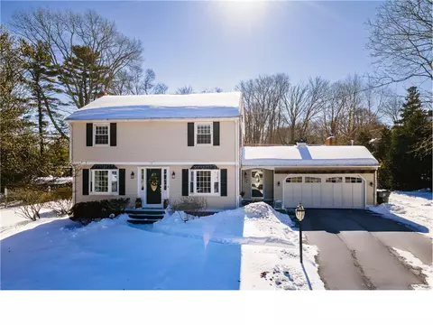 170 Medford St, Warwick, RI 02889