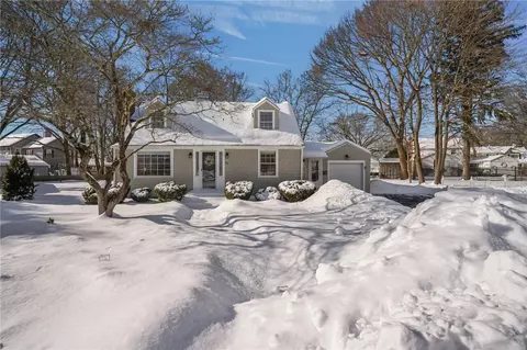 Exterior - 44 Westbrook Rd, Warwick, RI 02886 photo 5 of 15