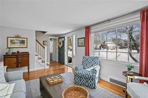 Entry Way - 44 Westbrook Rd, Warwick, RI 02886 photo 2 of 3