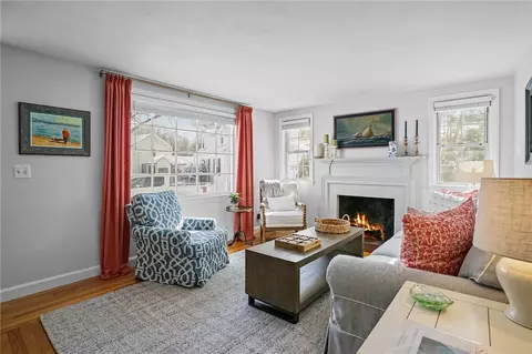 Living - 44 Westbrook Rd, Warwick, RI 02886 photo 3 of 4