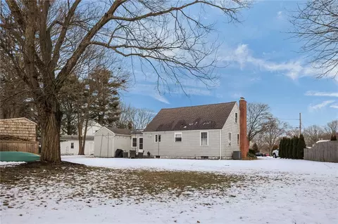 Exterior - 44 Westbrook Rd, Warwick, RI 02886 photo 10 of 15