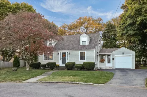 Exterior - 44 Westbrook Rd, Warwick, RI 02886 photo 2 of 15