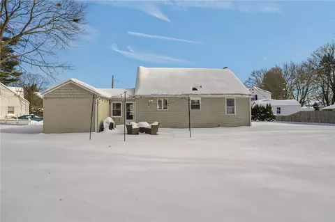 Exterior - 44 Westbrook Rd, Warwick, RI 02886 photo 13 of 15