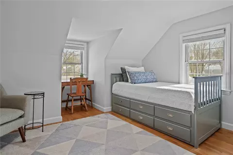Bedroom - 44 Westbrook Rd, Warwick, RI 02886 photo 6 of 7