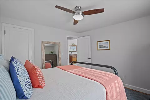 Bedroom - 44 Westbrook Rd, Warwick, RI 02886 photo 2 of 7