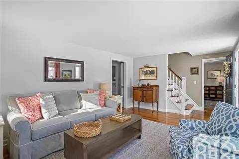 Living - 44 Westbrook Rd, Warwick, RI 02886 photo 4 of 4