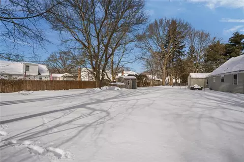 Exterior - 44 Westbrook Rd, Warwick, RI 02886 photo 14 of 15