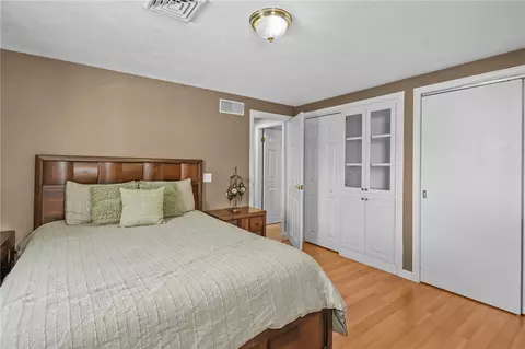 Bedroom - 25 Janet Dr, Cranston, RI 02921 photo 8 of 8