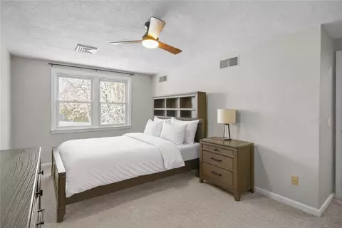 Bedroom - 25 Janet Dr, Cranston, RI 02921 photo 3 of 8