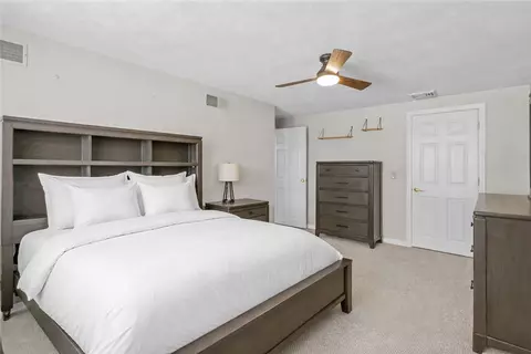 Bedroom - 25 Janet Dr, Cranston, RI 02921 photo 4 of 8