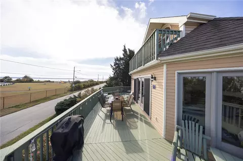 Exterior - 7 Elgin St, Warwick, RI 02889 photo 4 of 4