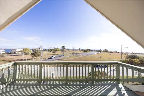 View/Area - 7 Elgin St, Warwick, RI 02889 photo 1 of 3