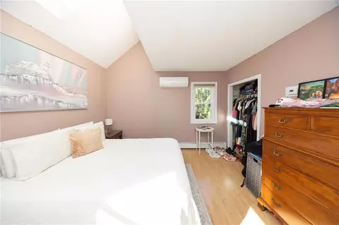 Bedroom - 7 Elgin St, Warwick, RI 02889 photo 1 of 9