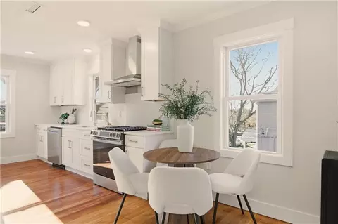 85 Bayview Ave #1, Bristol, RI 02809