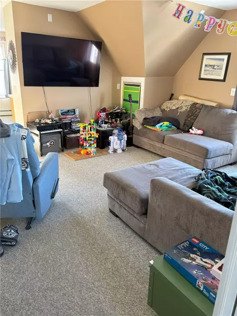 Living - 2 Gravity Ct, Westerly, RI 02891 photo 4 of 5