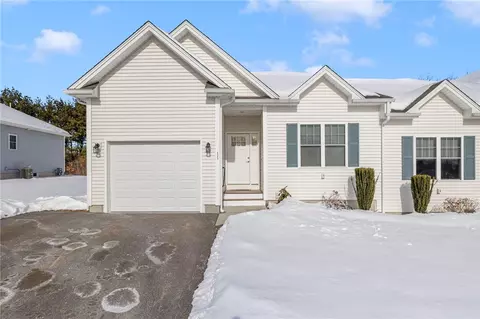 107 Old River Rd #11, Lincoln, RI 02865