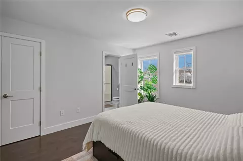 Bedroom - 165 Graystone St, Warwick, RI 02886 photo 2 of 12