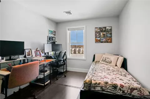 Bedroom - 165 Graystone St, Warwick, RI 02886 photo 5 of 12