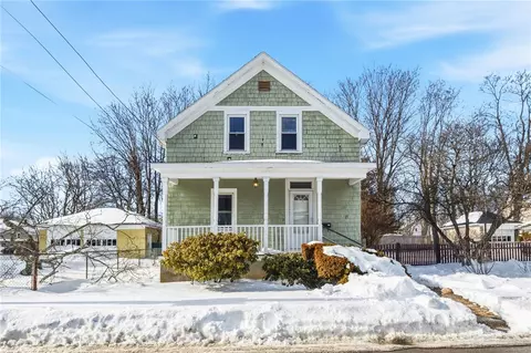 25 Ingraham St, East Providence, RI 02914