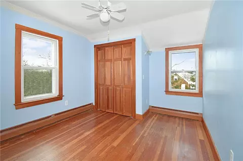 Bedroom - 29 Forest Rd, Bristol, RI 02809 photo 2 of 6