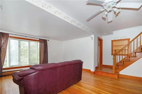 Living - 29 Forest Rd, Bristol, RI 02809 photo 6 of 7