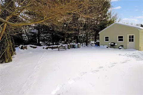 Exterior - 29 Forest Rd, Bristol, RI 02809 photo 5 of 5