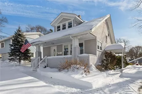 Exterior - 202 Phillips St, Woonsocket, RI 02895 photo 2 of 4