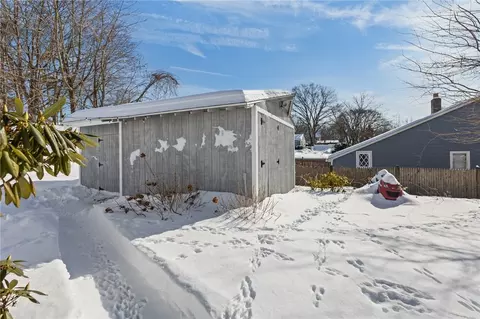 Exterior - 202 Phillips St, Woonsocket, RI 02895 photo 3 of 4