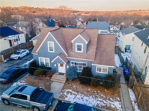25 Hymer St, Providence, RI 02908