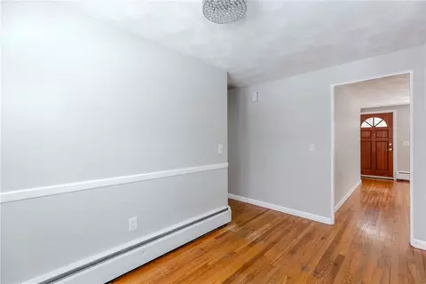 Entry Way - 266 Vineyard Rd, Warwick, RI 02889 photo 1 of 1