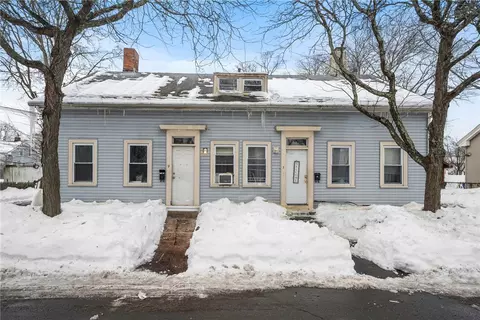 7 Maple St, Cranston, RI 02910