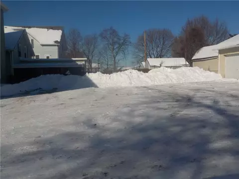 Exterior - 190 Crawford St, Woonsocket, RI 02895 photo 5 of 5