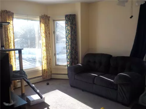 Living - 190 Crawford St, Woonsocket, RI 02895 photo 2 of 4