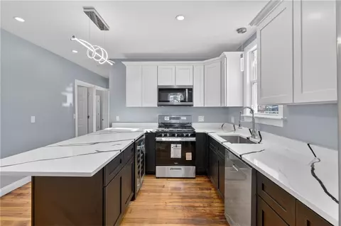 Kitchen - 211 Pinnery Ave, Warwick, RI 02886 photo 5 of 5