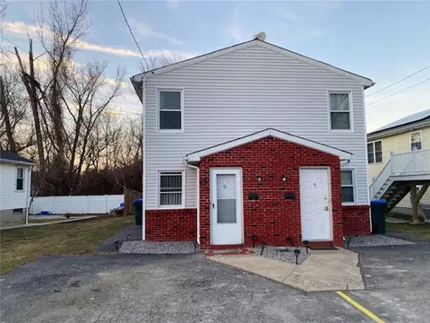 9 Gage St, Providence, RI 02909